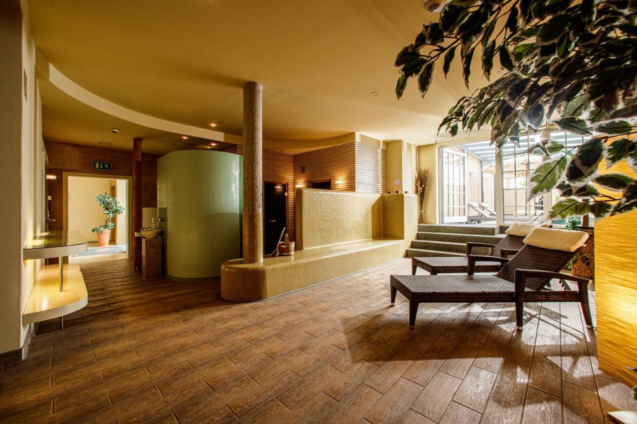 וייץ Hotel-Restaurant Allmer מראה חיצוני תמונה
