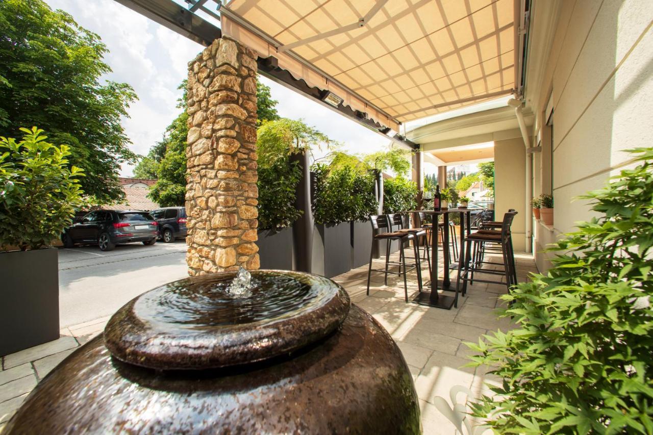 וייץ Hotel-Restaurant Allmer מראה חיצוני תמונה