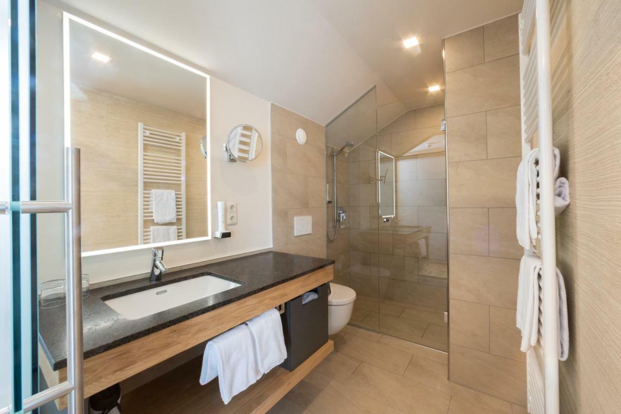 וייץ Hotel-Restaurant Allmer מראה חיצוני תמונה